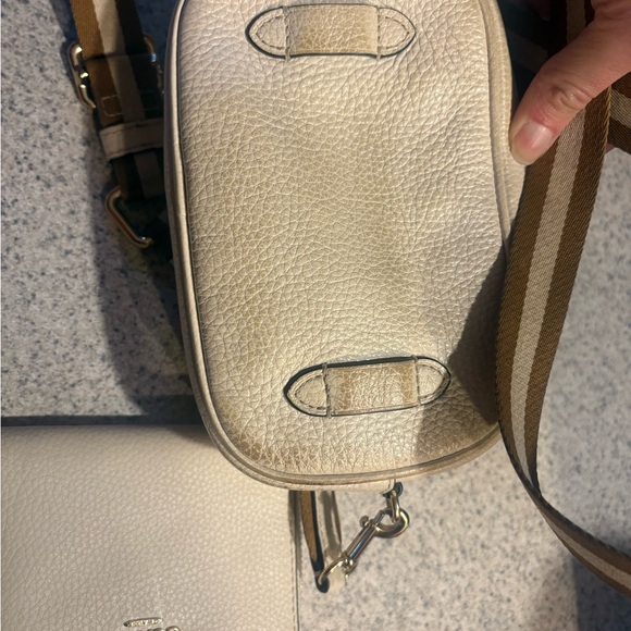 Coach Cream Crossbody Bag and Wallet Set - Picture 4 of 4